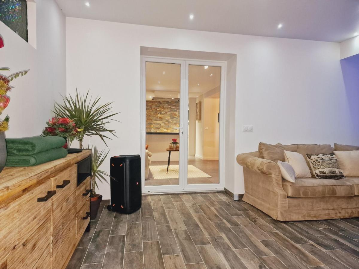 Atoumo Appartement Love Jacuzzi & Jardin Disneyland Paris Quincy-Voisins Eksteriør bilde