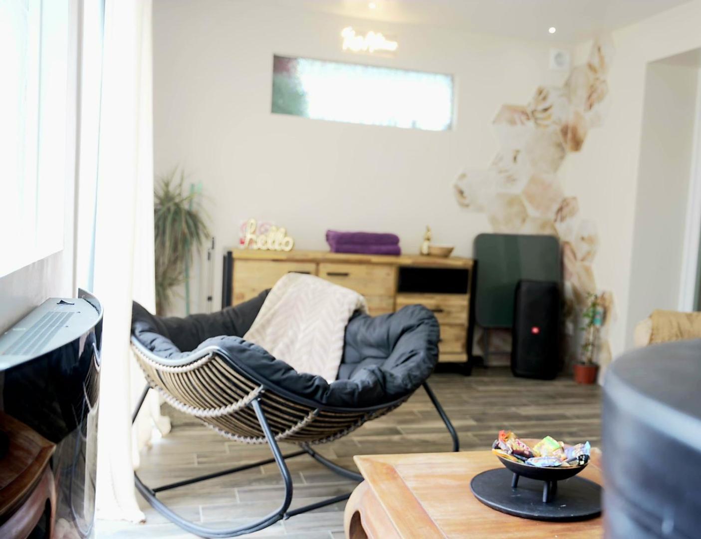 Atoumo Appartement Love Jacuzzi & Jardin Disneyland Paris Quincy-Voisins Eksteriør bilde