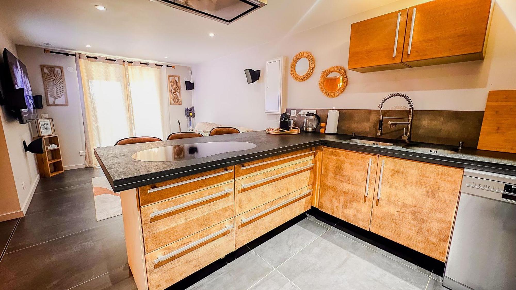 Atoumo Appartement Love Jacuzzi & Jardin Disneyland Paris Quincy-Voisins Eksteriør bilde